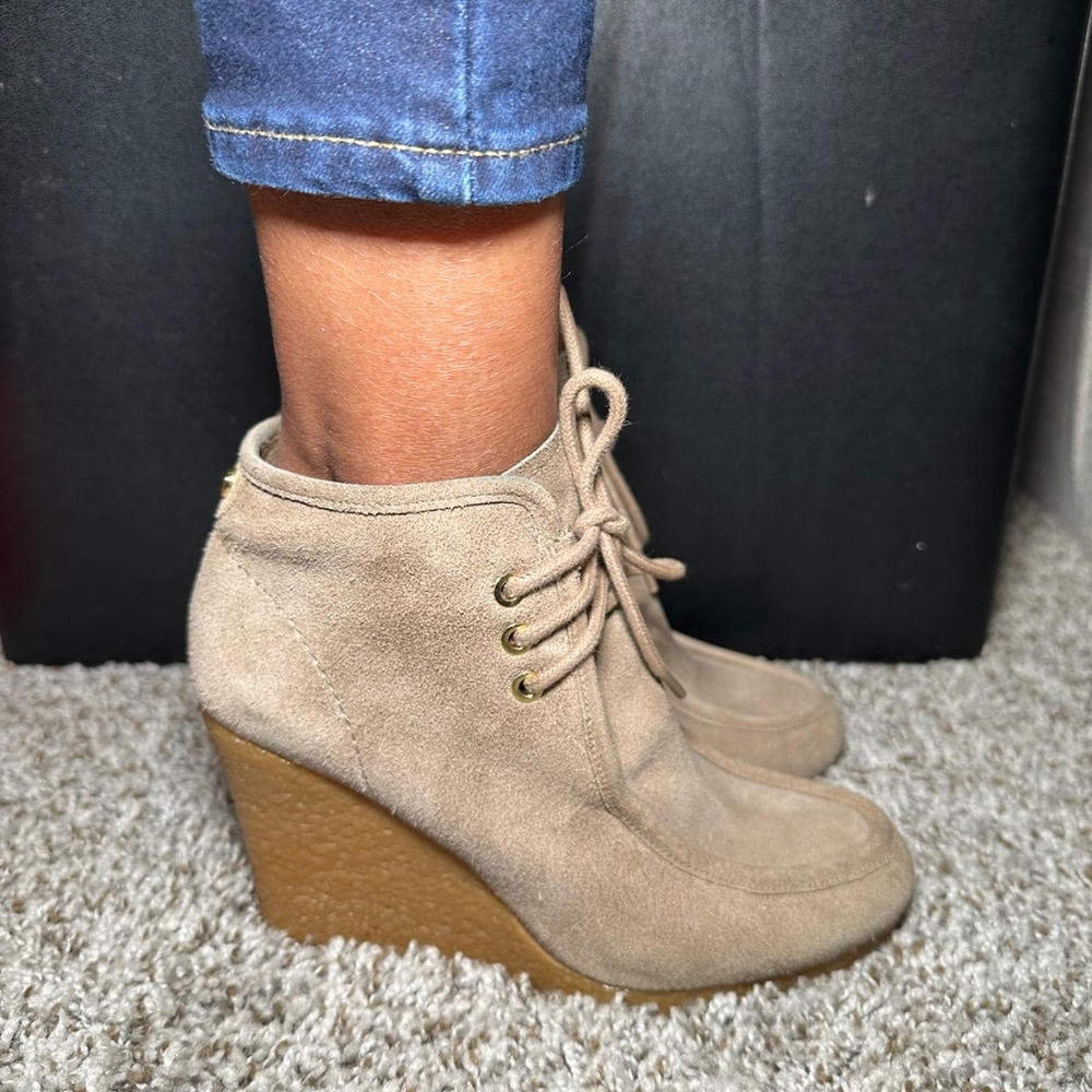 Michael Khors suede bootie